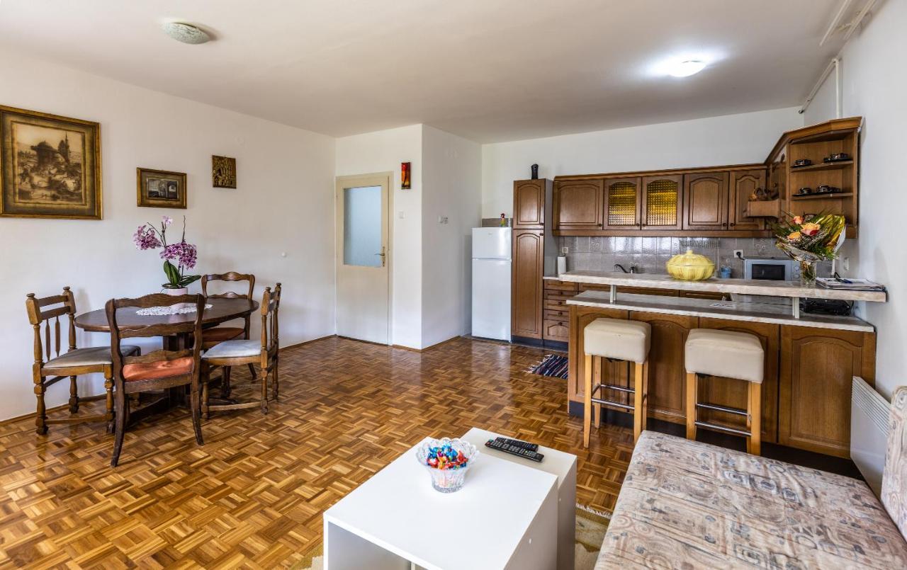 Apartmán Avlija Garden Gem SJJ Exteriér fotografie