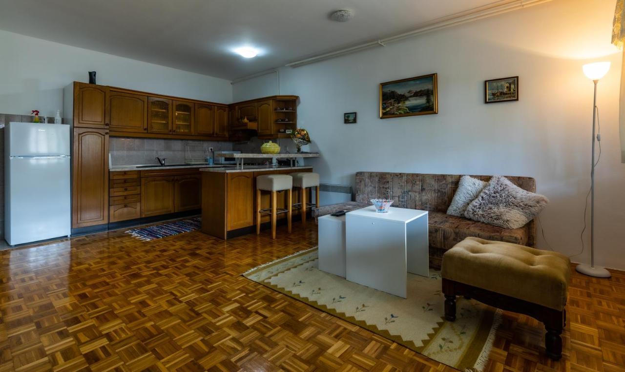Apartmán Avlija Garden Gem SJJ Exteriér fotografie